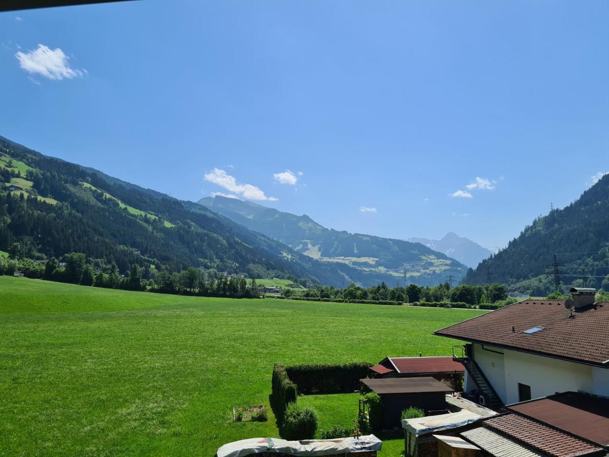 Apart Pfister Aschau Im Zillertal Exterior photo